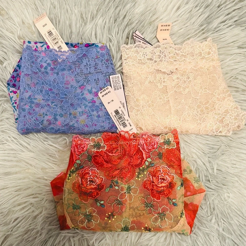🌸Victoria's Secret Panties - Set of 3💜 - Picture 1 of 8